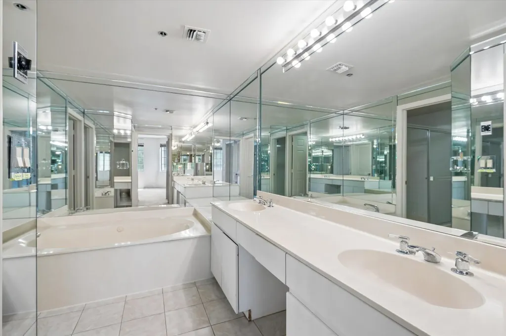 4112 W Palm Aire Drive Pompano Beach FL 33069