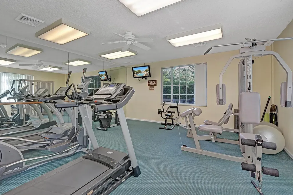 4112 W Palm Aire Drive Pompano Beach FL 33069