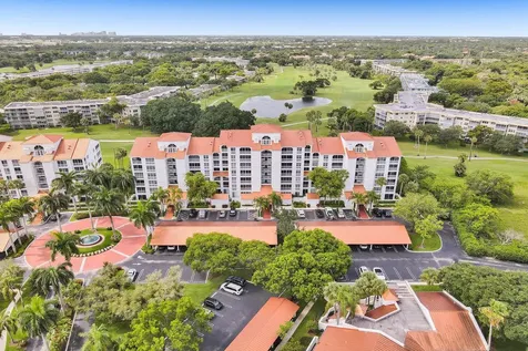 4112 W Palm Aire Drive Pompano Beach FL 33069