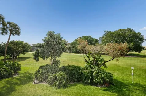4112 W Palm Aire Drive Pompano Beach FL 33069