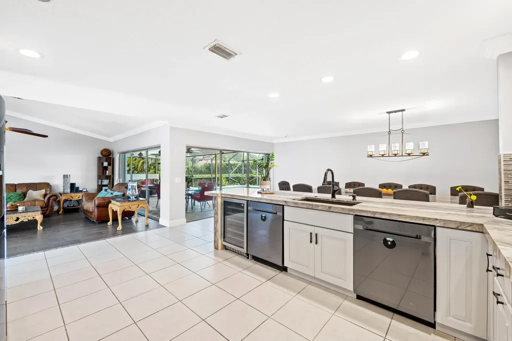 10751 NW 43rd Court Coral Springs FL 33065