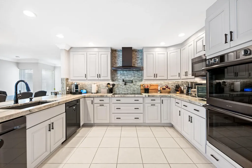 10751 NW 43rd Court Coral Springs FL 33065