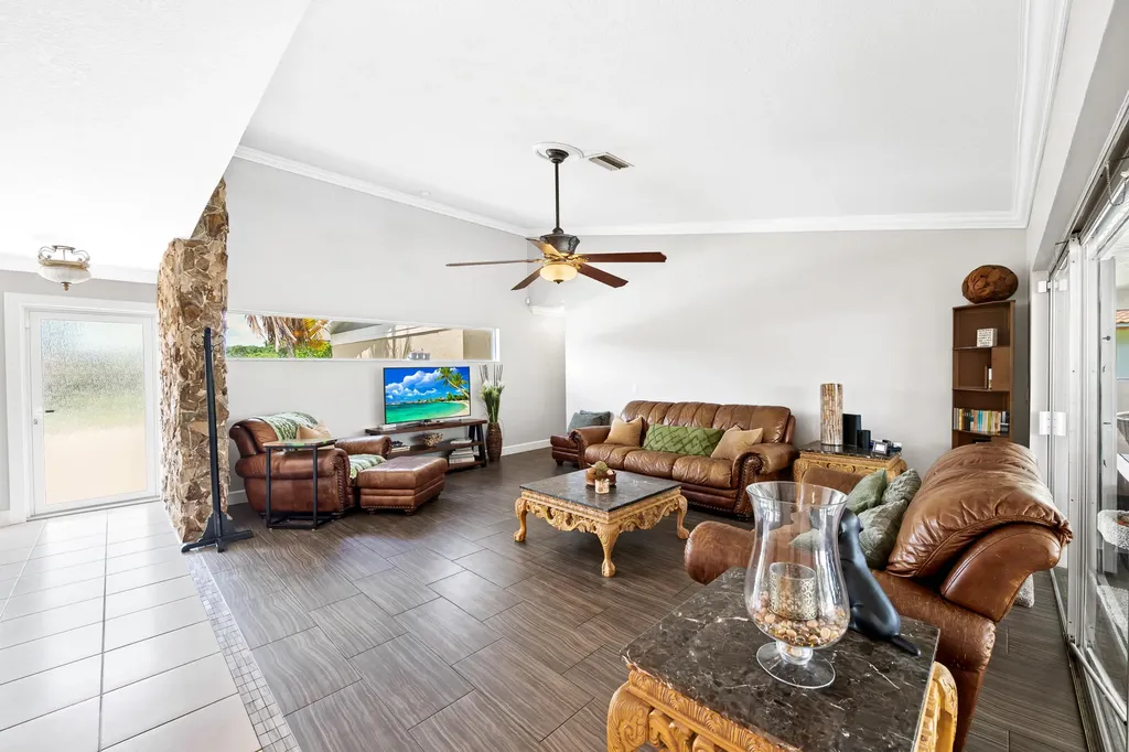 10751 NW 43rd Court Coral Springs FL 33065
