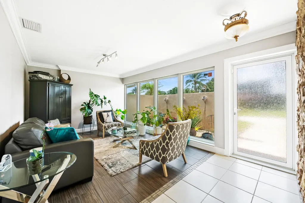 10751 NW 43rd Court Coral Springs FL 33065