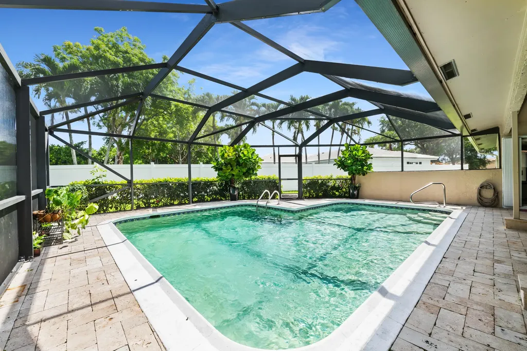 10751 NW 43rd Court Coral Springs FL 33065