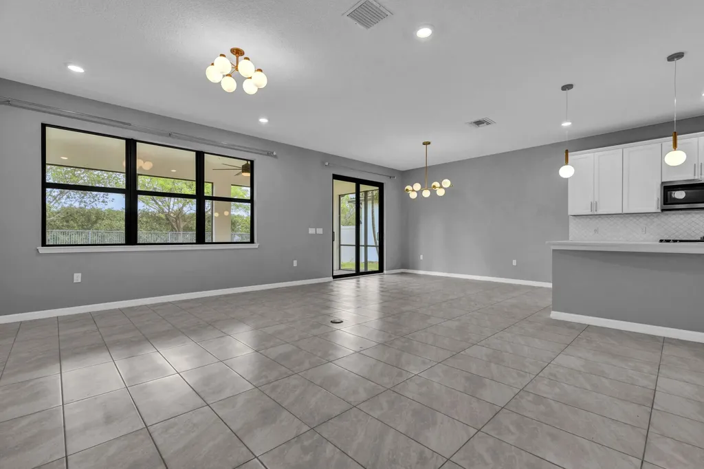 8296 Vaulting Drive Lake Worth FL 33467