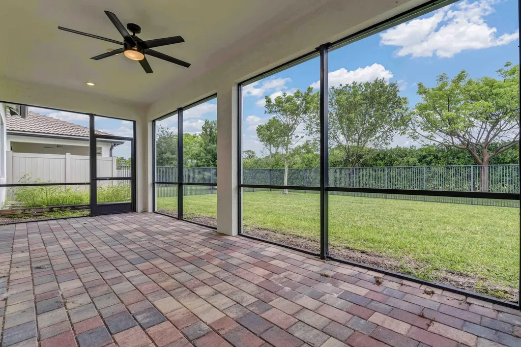 8296 Vaulting Drive Lake Worth FL 33467