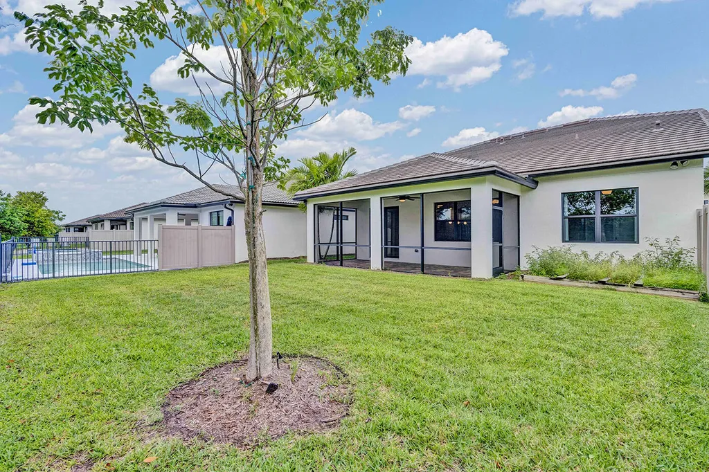 8296 Vaulting Drive Lake Worth FL 33467