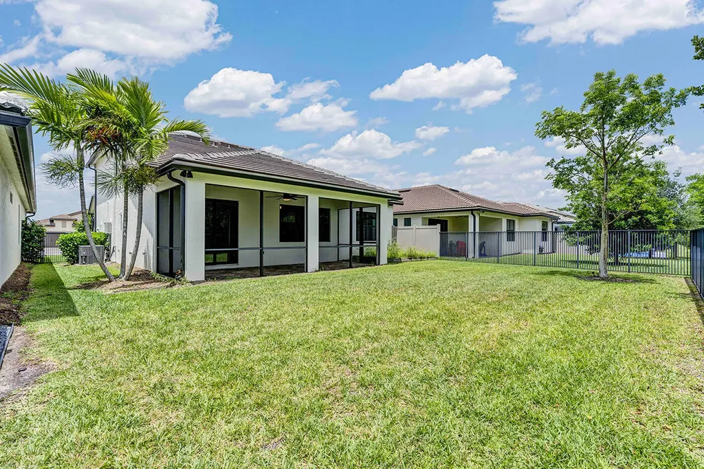 8296 Vaulting Drive Lake Worth FL 33467