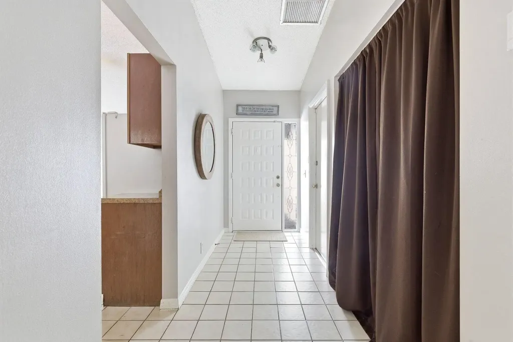 6670 Canary Palm Circle Boca Raton FL 33433