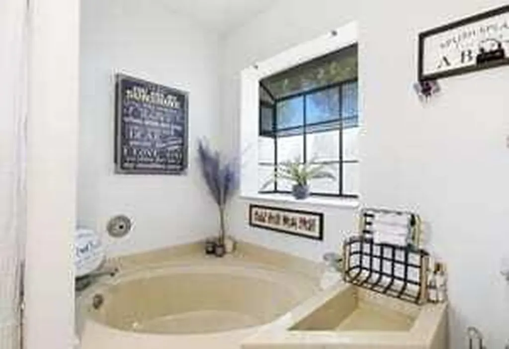 6670 Canary Palm Circle Boca Raton FL 33433