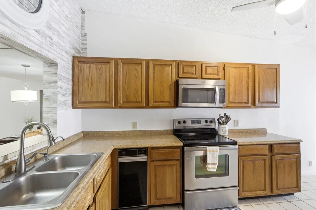 6670 Canary Palm Circle Boca Raton FL 33433