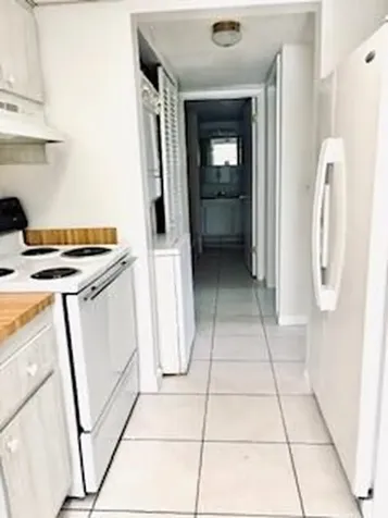 1876 Fairview Villas Drive West Palm Beach FL 33406