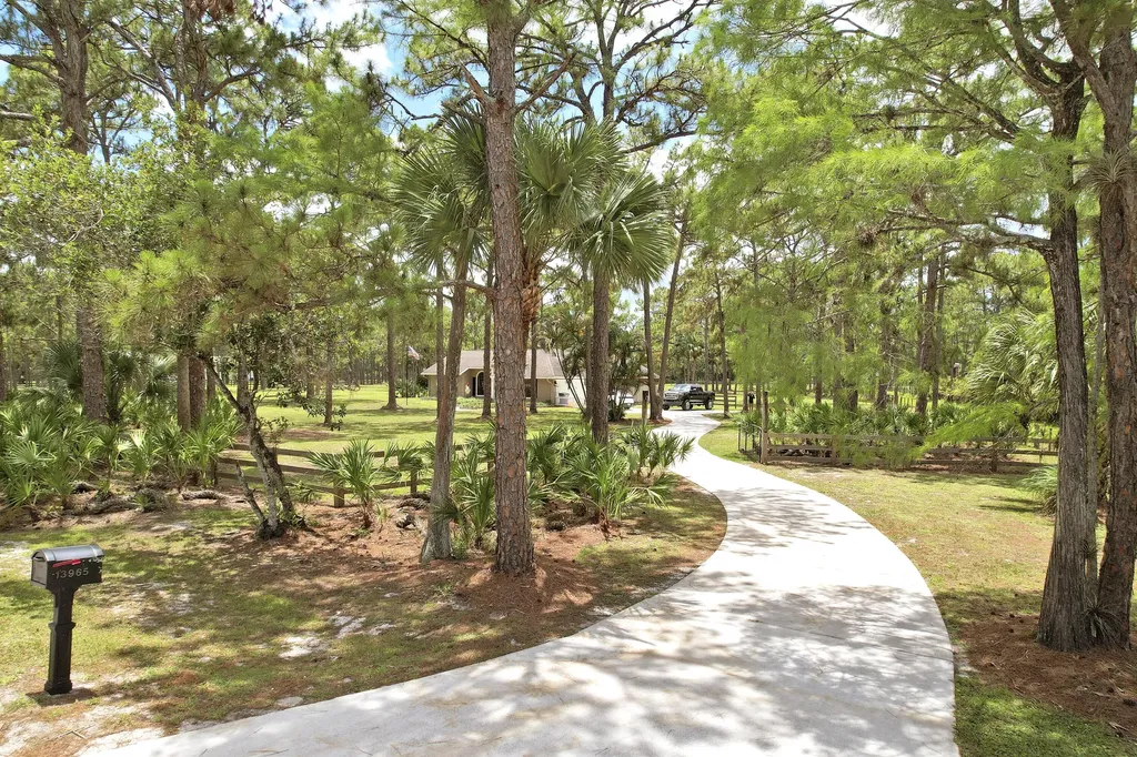 13965 Caloosa Boulevard Palm Beach Gardens FL 33418