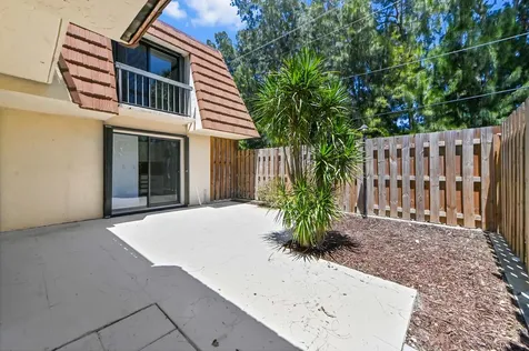 825 Center Street Jupiter FL 33458