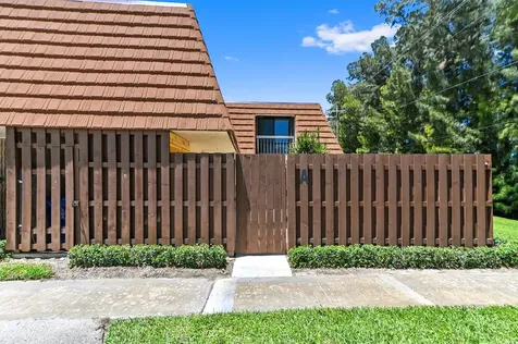 825 Center Street Jupiter FL 33458