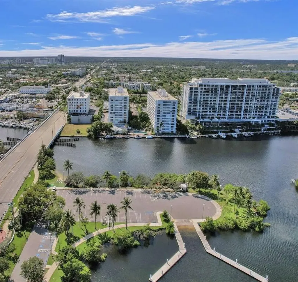 1160 N Federal Highway Fort Lauderdale FL 33304