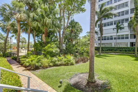 1160 N Federal Highway Fort Lauderdale FL 33304