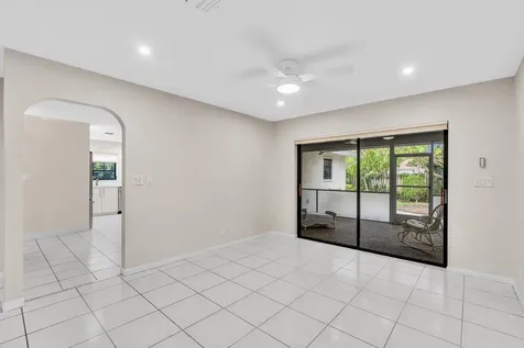 321 SW 30th Terrace Deerfield Beach FL 33442