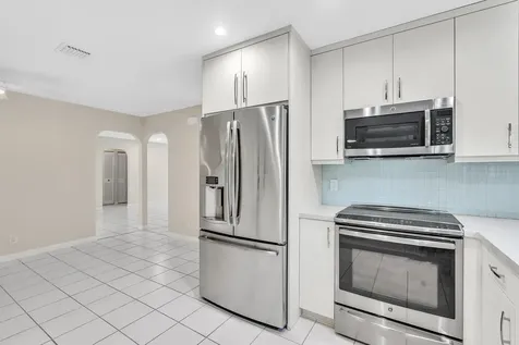 321 SW 30th Terrace Deerfield Beach FL 33442