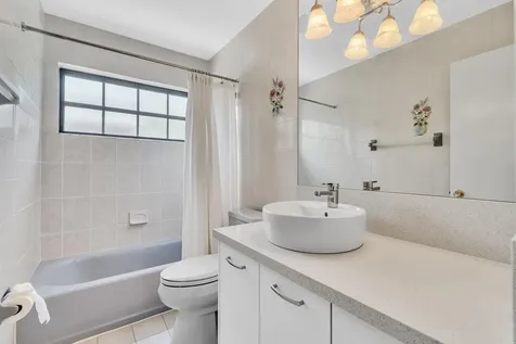 321 SW 30th Terrace Deerfield Beach FL 33442