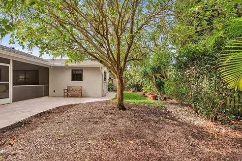 321 SW 30th Terrace Deerfield Beach FL 33442