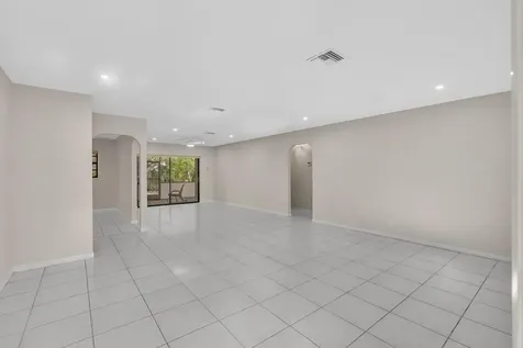 321 SW 30th Terrace Deerfield Beach FL 33442