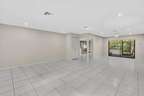 321 SW 30th Terrace Deerfield Beach FL 33442