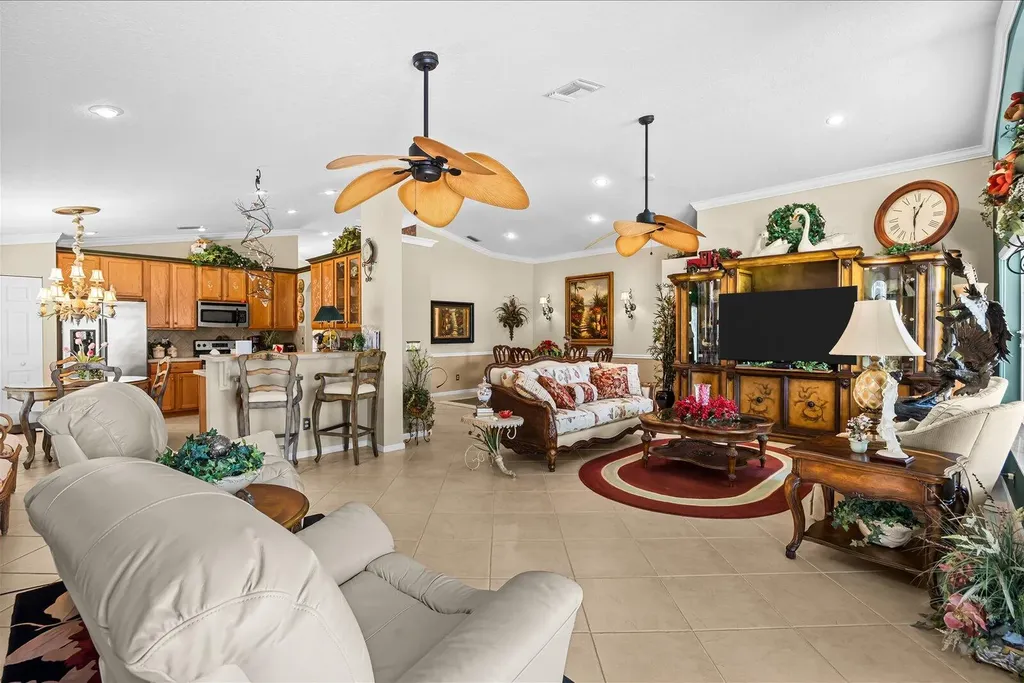 6948 SE Twin Oaks Circle Stuart FL 34997