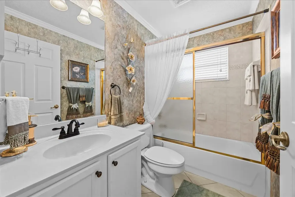 6948 SE Twin Oaks Circle Stuart FL 34997
