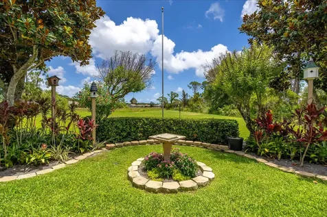 6948 SE Twin Oaks Circle Stuart FL 34997