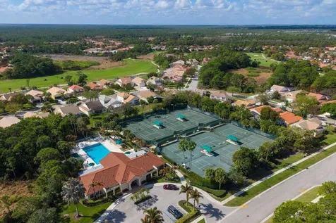 6948 SE Twin Oaks Circle Stuart FL 34997