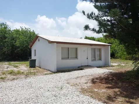 2107 San Marcos Avenue Fort Pierce FL 34946