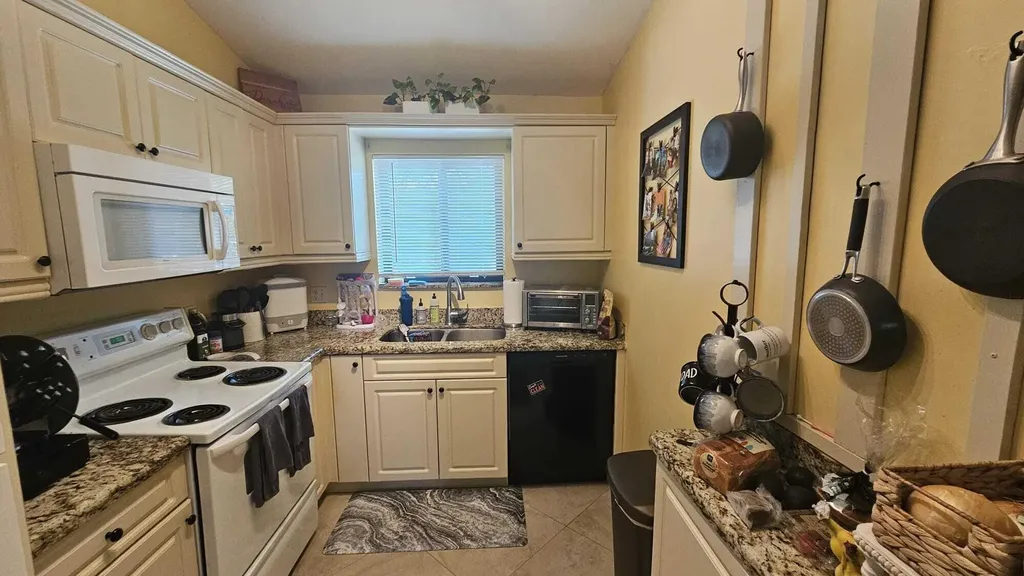 2850 Palmwood Terrace Boca Raton FL 33431
