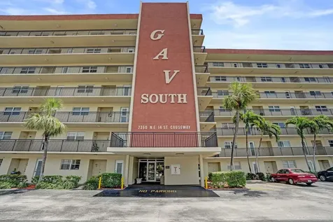2350 NE 14th Street Causeway Pompano Beach FL 33062