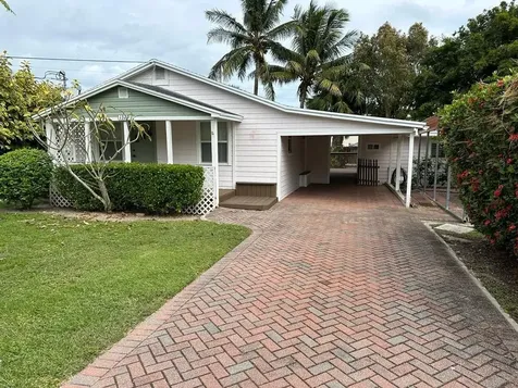 1329 NW Antoch Avenue Stuart FL 34994