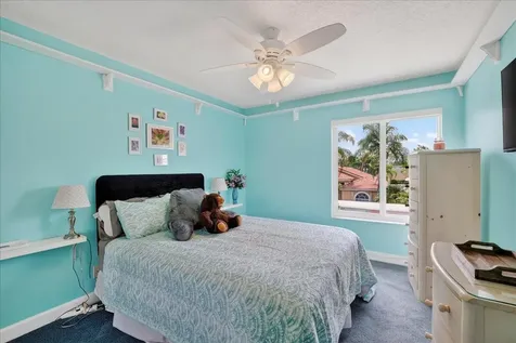 11642 NW 13th Manor Coral Springs FL 33071