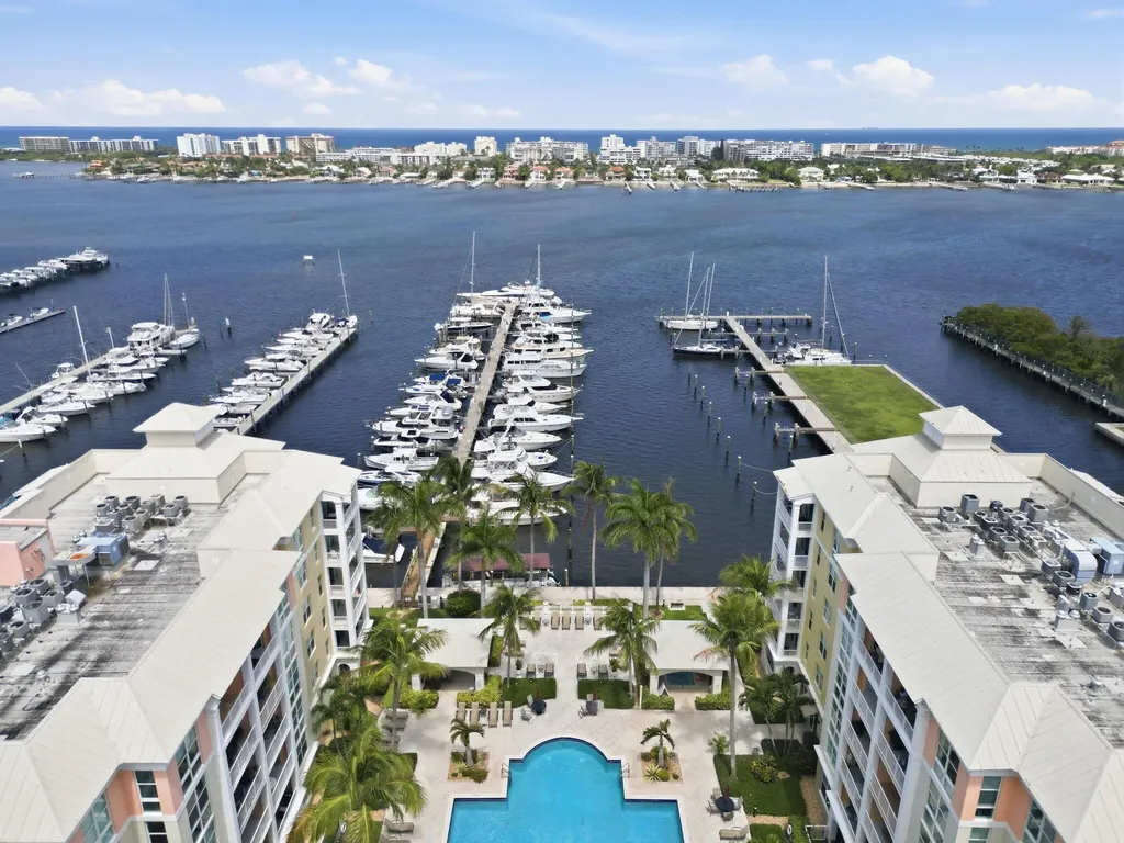 802 W Windward Way Lantana FL 33462