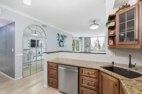 802 W Windward Way Lantana FL 33462
