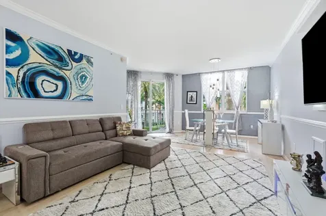 802 W Windward Way Lantana FL 33462