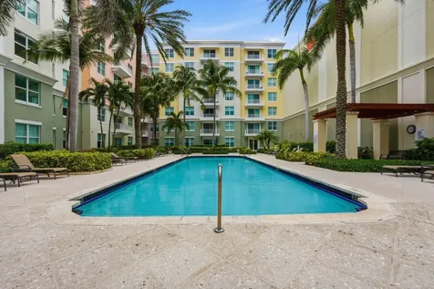 802 W Windward Way Lantana FL 33462