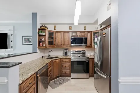 802 W Windward Way Lantana FL 33462