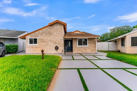 1721 SW 87th Terrace Miramar FL 33025