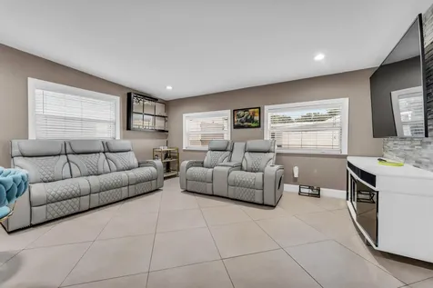 1721 SW 87th Terrace Miramar FL 33025