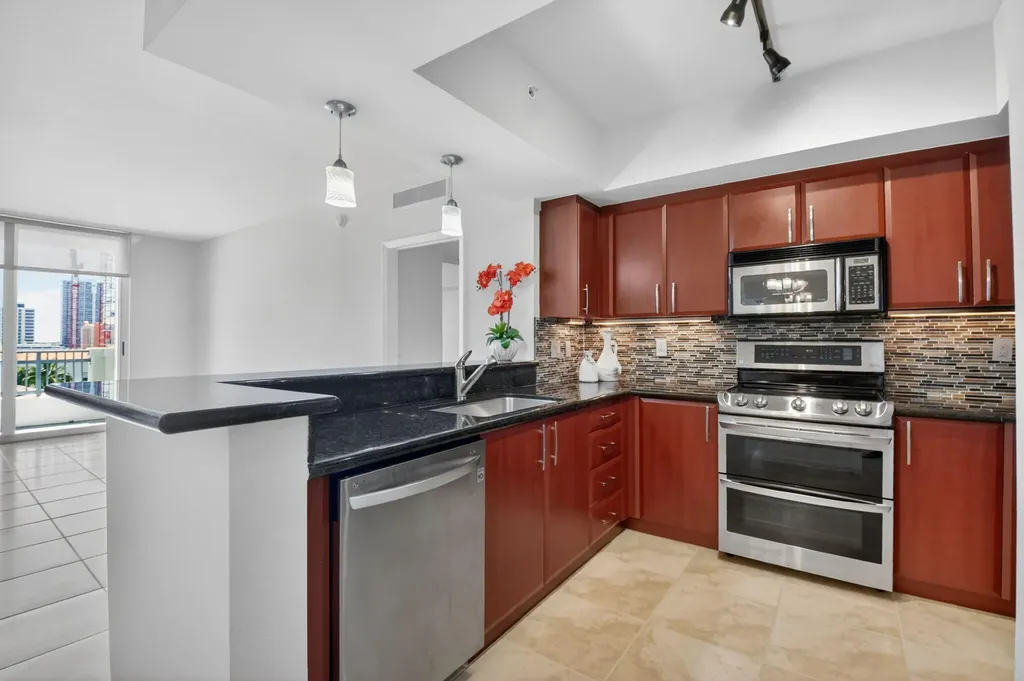 403 S Sapodilla Avenue West Palm Beach FL 33401