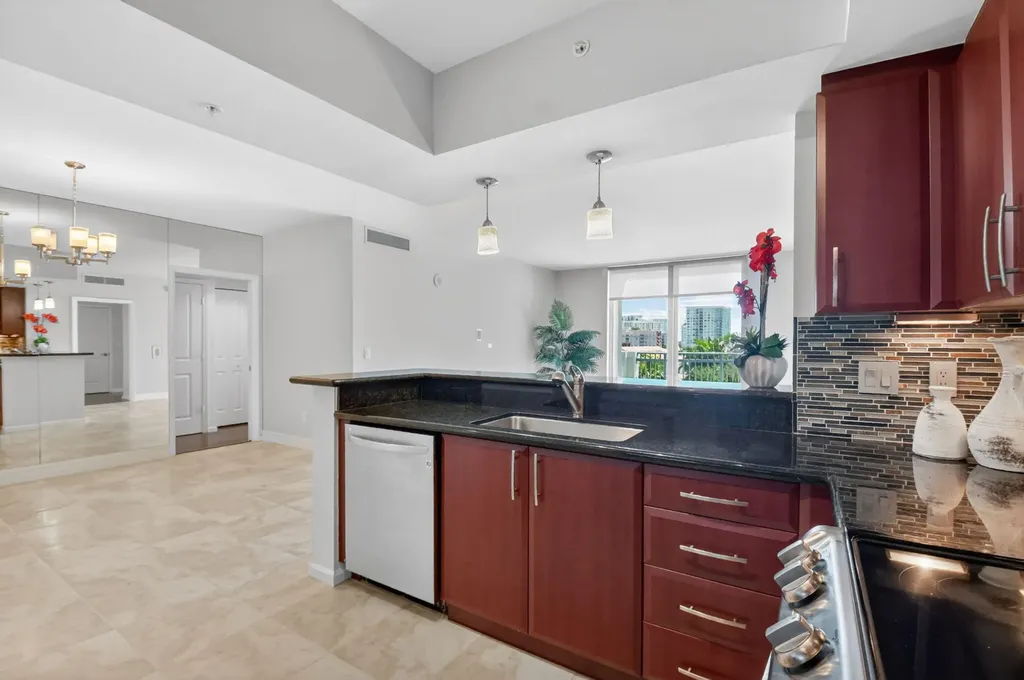 403 S Sapodilla Avenue West Palm Beach FL 33401
