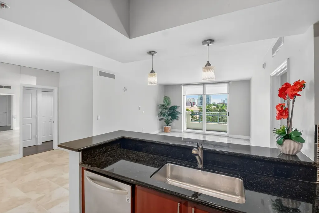 403 S Sapodilla Avenue West Palm Beach FL 33401