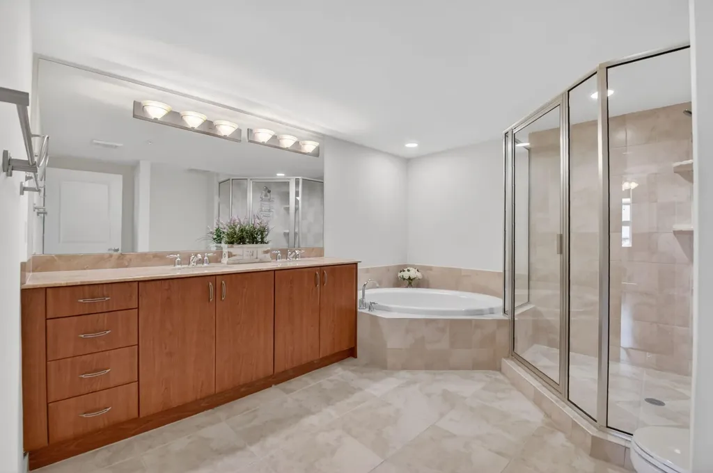 403 S Sapodilla Avenue West Palm Beach FL 33401