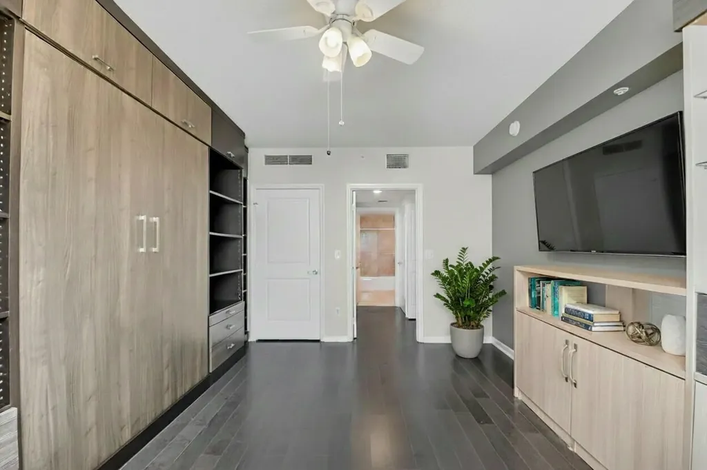 403 S Sapodilla Avenue West Palm Beach FL 33401