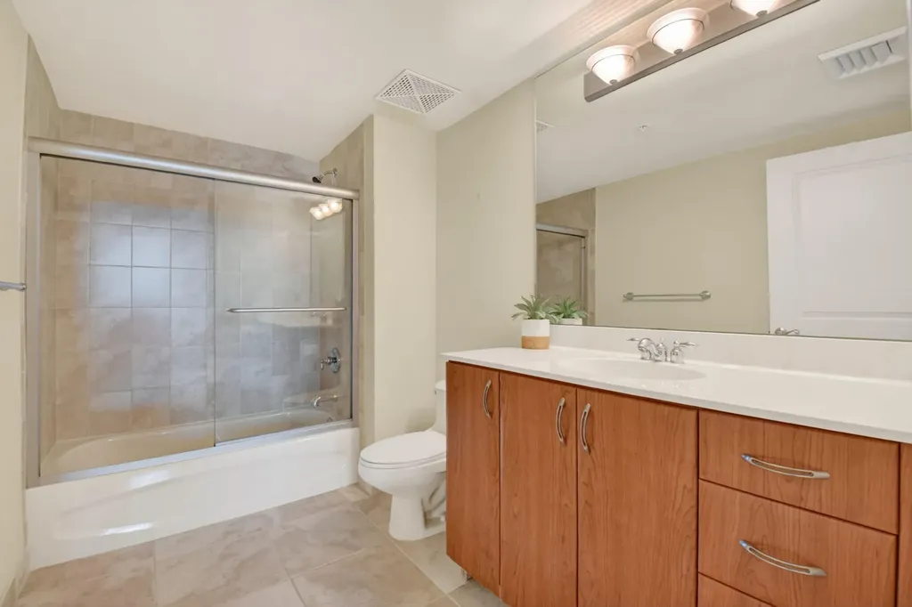 403 S Sapodilla Avenue West Palm Beach FL 33401